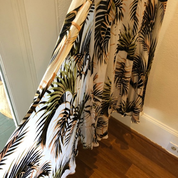 Floor length tropical O’Neill skirt - Picture 2 of 6